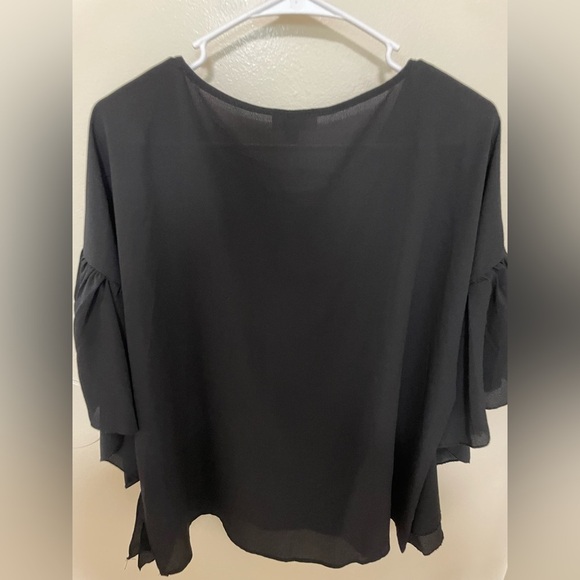 ✨Umgee Black Blouse Size Large - Picture 6 of 7